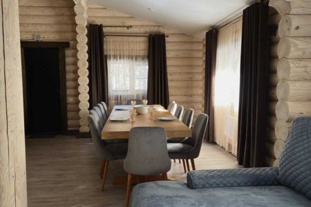 Люкс 4-местный (3-комнатный)